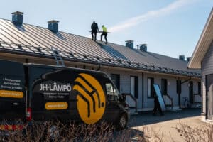 Aurinkopaneelien asennus taloyhtiöön joensuussa